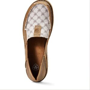 *NWT* Ariat Women's Brown and White Slip on Cruiser Shoe